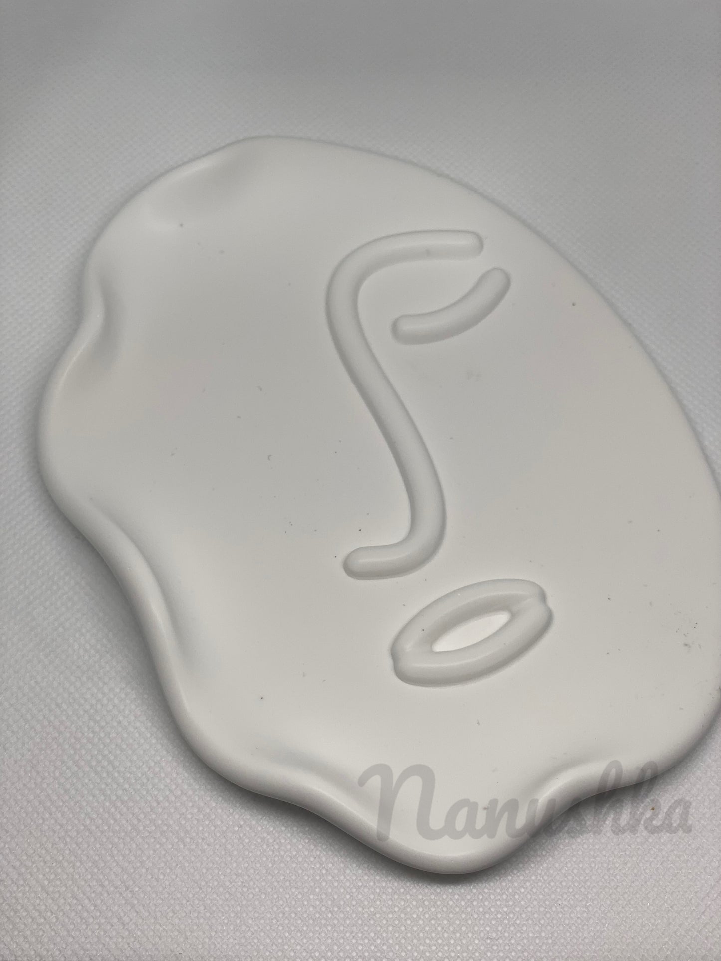 Face tray